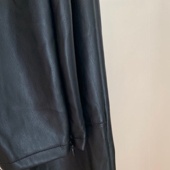 Bar III faux leather black skinny pants. XS. NWT - Picture 9 of 14